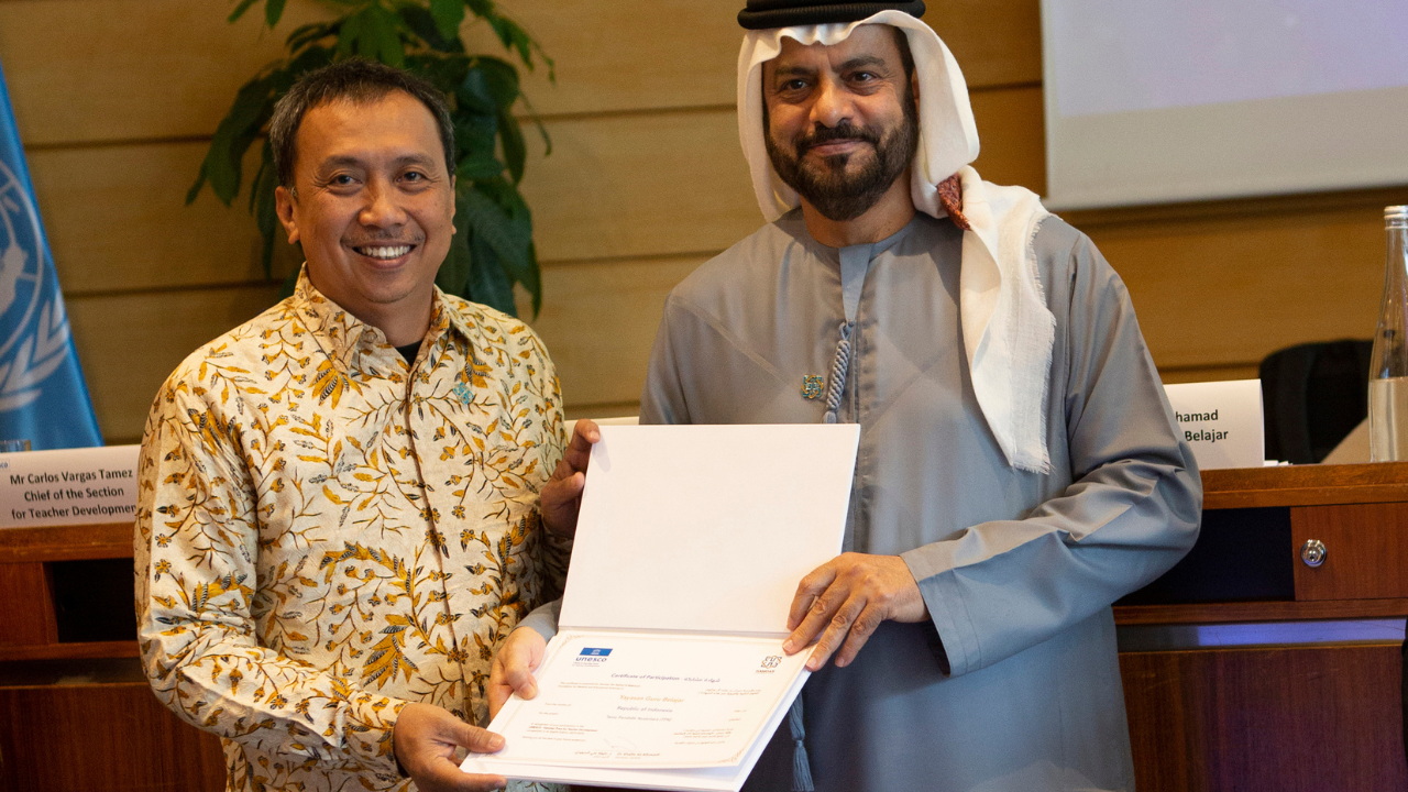 guru belajar foundation unesco hamdan prize